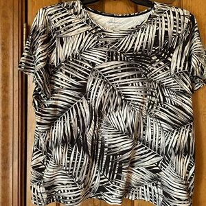 Short sleeve tee by Croft & Barrow Size 1X